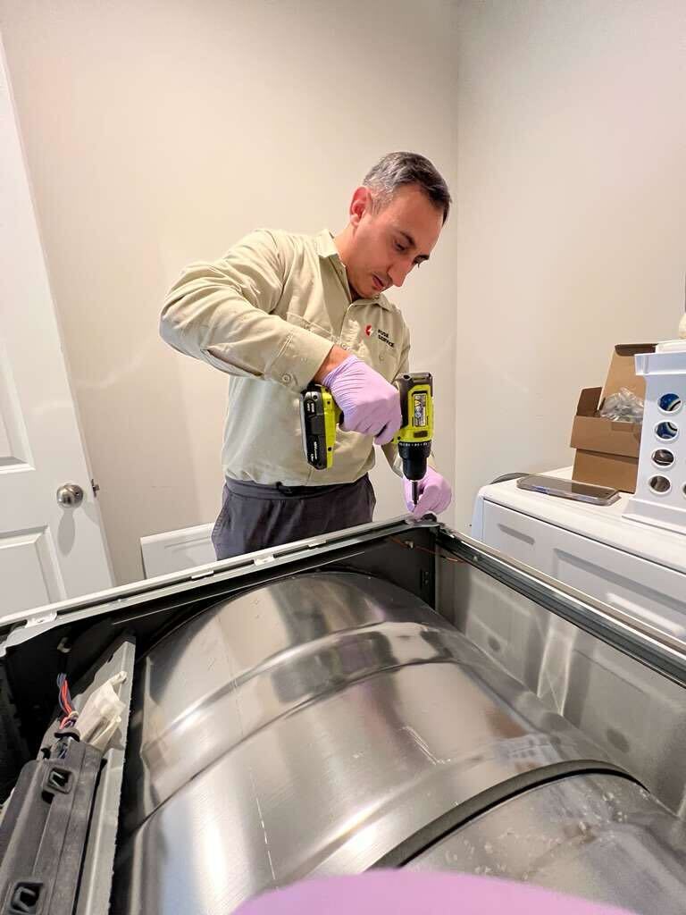 Fuse Tech repairing appliance