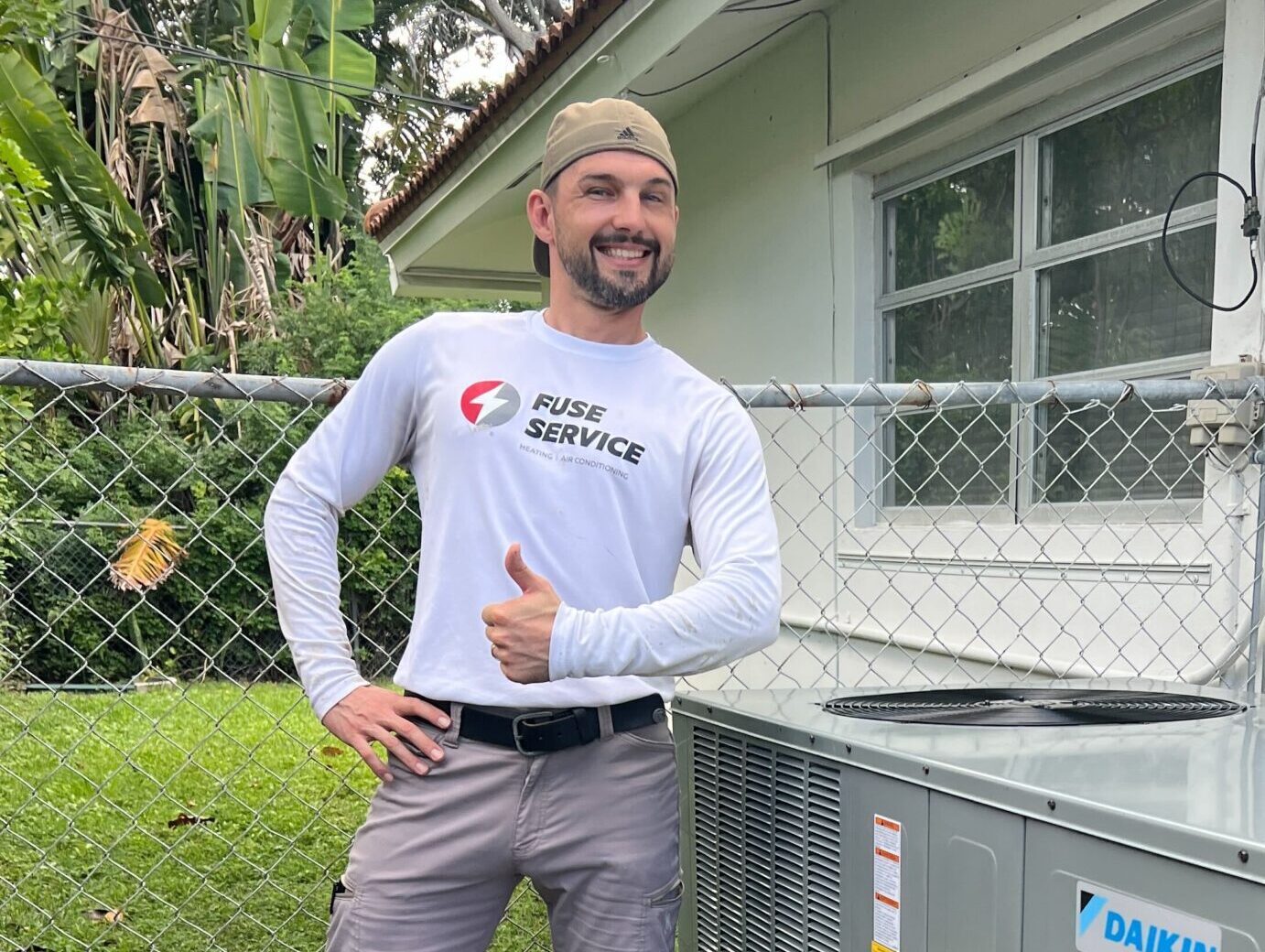 Fuse Monterey Technician showing thumbs up