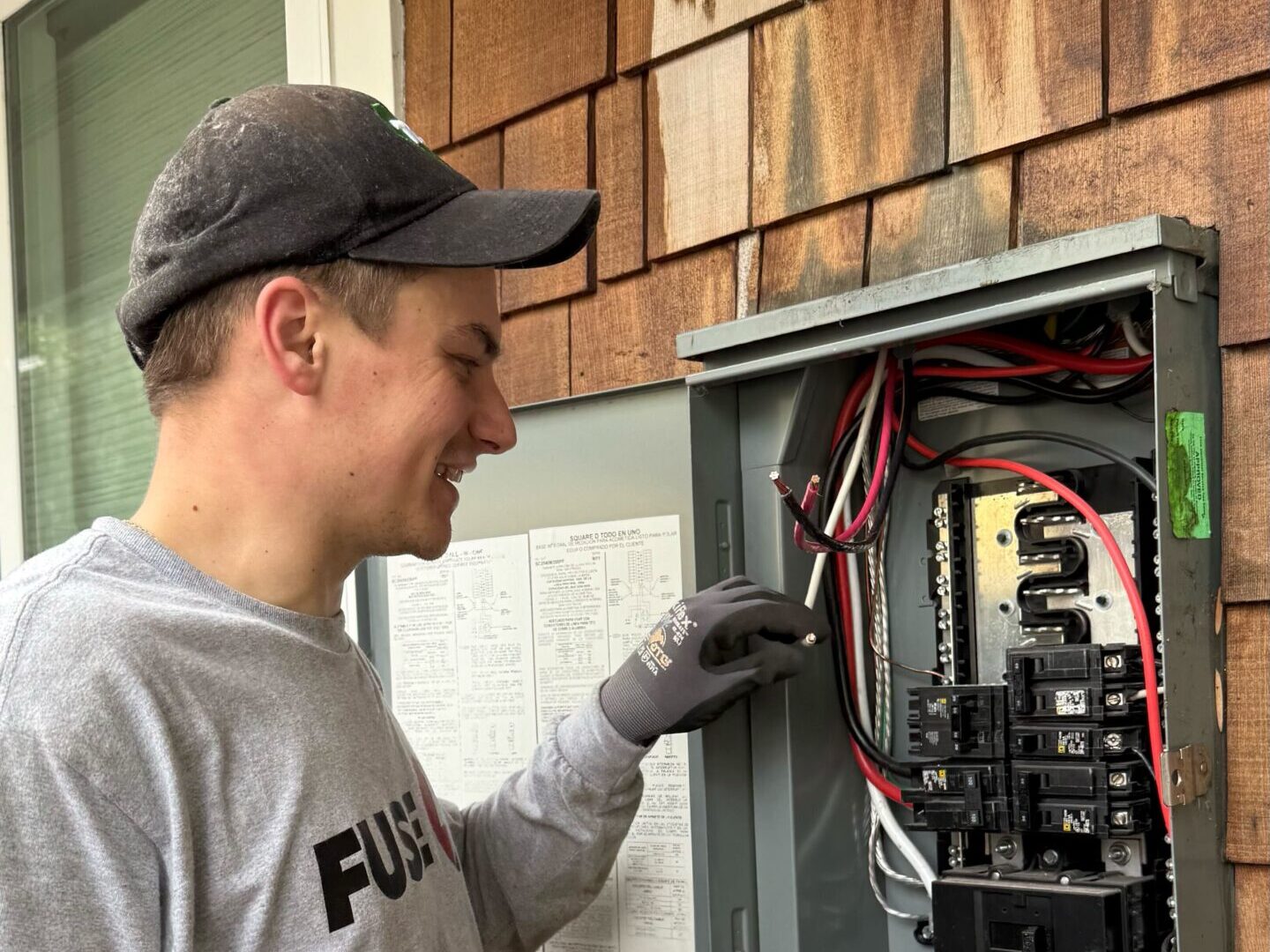 10 Electrical Problems at Home That Will Annoy You (and Might Burn Your House)